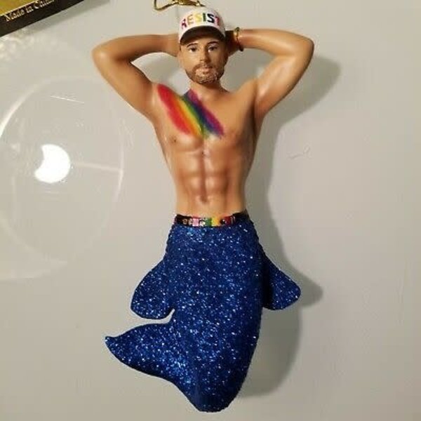 DECEMBER DIAMONDS RESIST