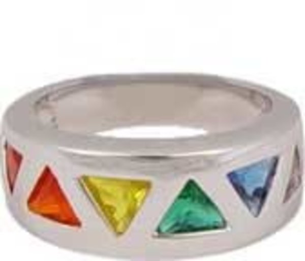 RING-RHODIUM,TRIANGLE STONES, SIZE 08