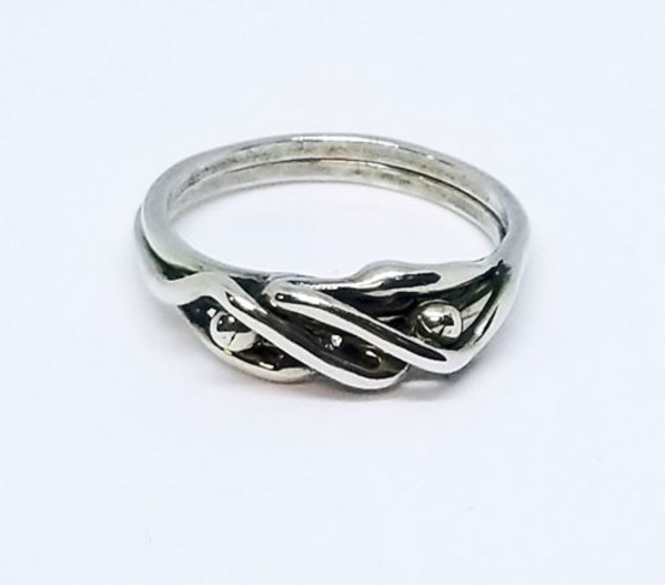 PAT PEARLMAN INTERLOCKING MALE EMBRACE RING