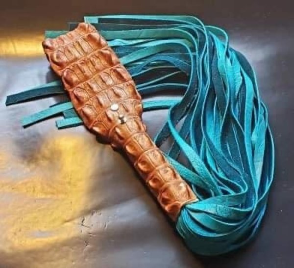 FETISH MAFIA FETISH MAFIA CONVERTABLE CROCODILE FLOGGER