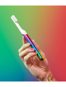QUIP QUIP ELECTRIC TOOTHBRUSH AND FLUORIDE TOOTHPASTE