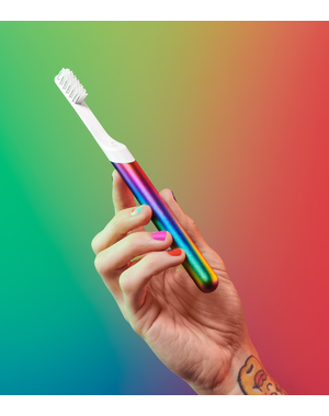 QUIP QUIP ELECTRIC TOOTHBRUSH AND FLUORIDE TOOTHPASTE