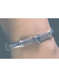  STERLING SILVER TRIANGLE WITH WIRE WRAP CUFF BRACELET