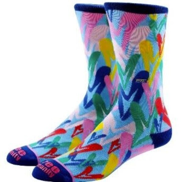 PYVOT PYVOT SOCKS ALL HEARTS ARE CONNECTED