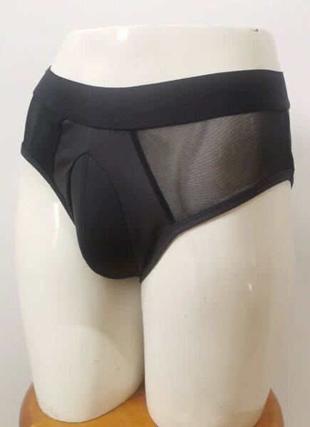 EVEREST TRADING COMPANY LLC BLACK SPORTS UNDERWEAR WITH POUCH & MESH SIDES