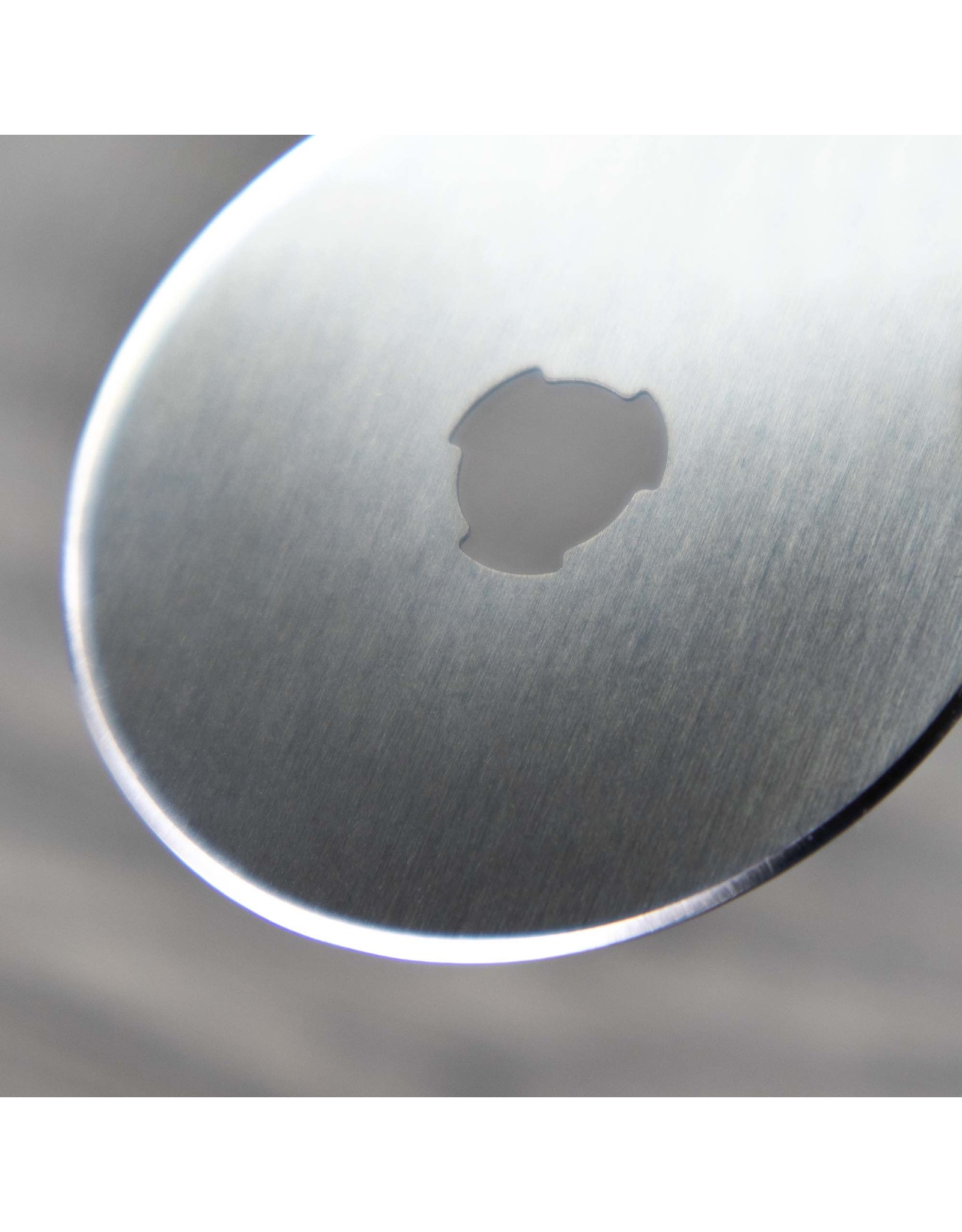 W.A. Portman WA Portman 15pc Rotary Cutter Blades 45mm – SKS-7 Steel Rotary Blades 45mm Refill for Fabric Cutting, Quilting and Sewing