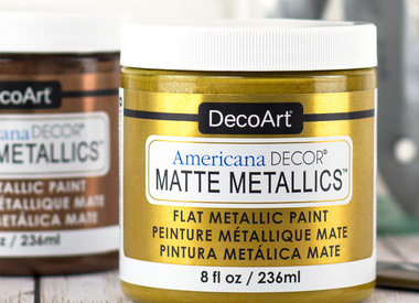 DecoArt Metallics