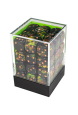 Chessex Brush Deep Forest/Gold 12mm d6 Dice Block (36 dice)