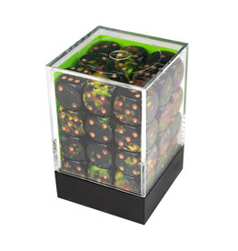 Chessex Brush Deep Forest/Gold 12mm d6 Dice Block (36 dice)