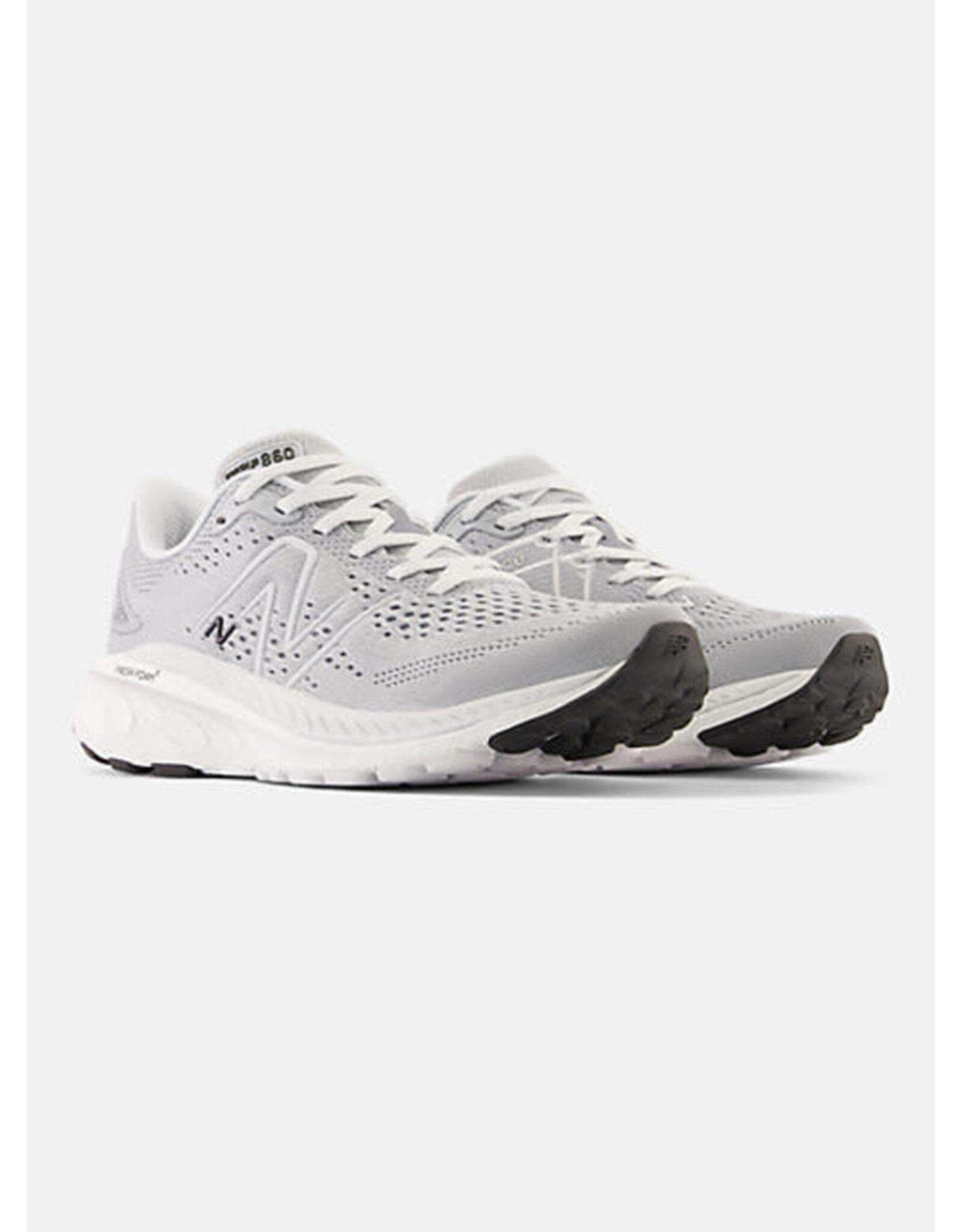 New Balance NB Women's 860v13 B Width