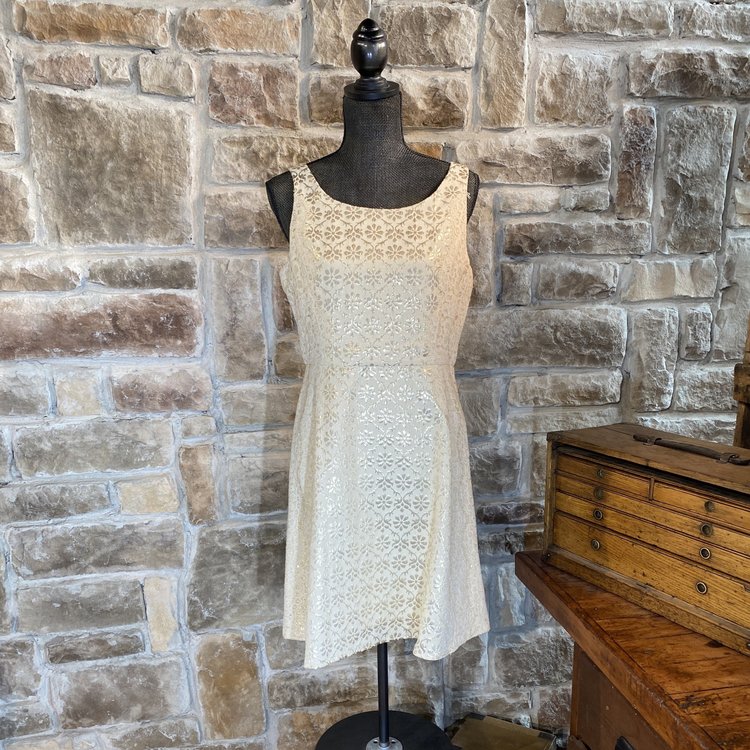 Jessica Simpson Ivory Metallic Cocktail Dress