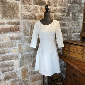 Taylor White Scoop Neck Jacquard Dress, Size 10