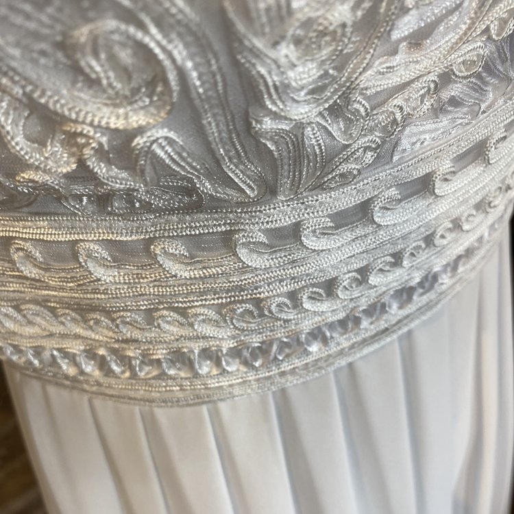 Sue Wong White Embroidered Pleated Cocktail Dress, Size 6