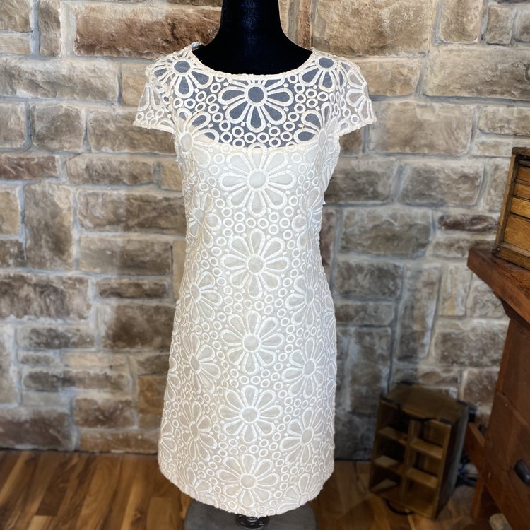 Sandra Darren Beige Daisy Embroidered Sheath Dress, Size 6