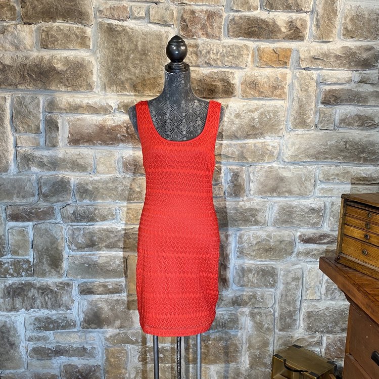 Red Zig Zag Crochet Lace Dress, Size 12