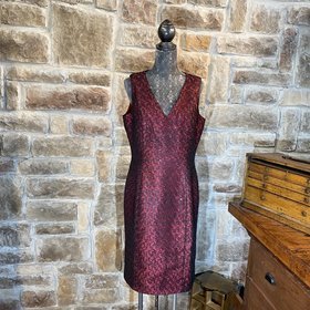 Sequin Lace V-Neck Sheath Dress, Size 12