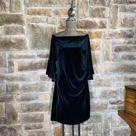 Ralph Lauren Dark Green Velvet Off-Shoulder Bell Sleeve Party Dress, Size 18
