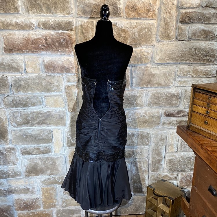 Tadashi Black Sequin Trumpet Dress, Size 6