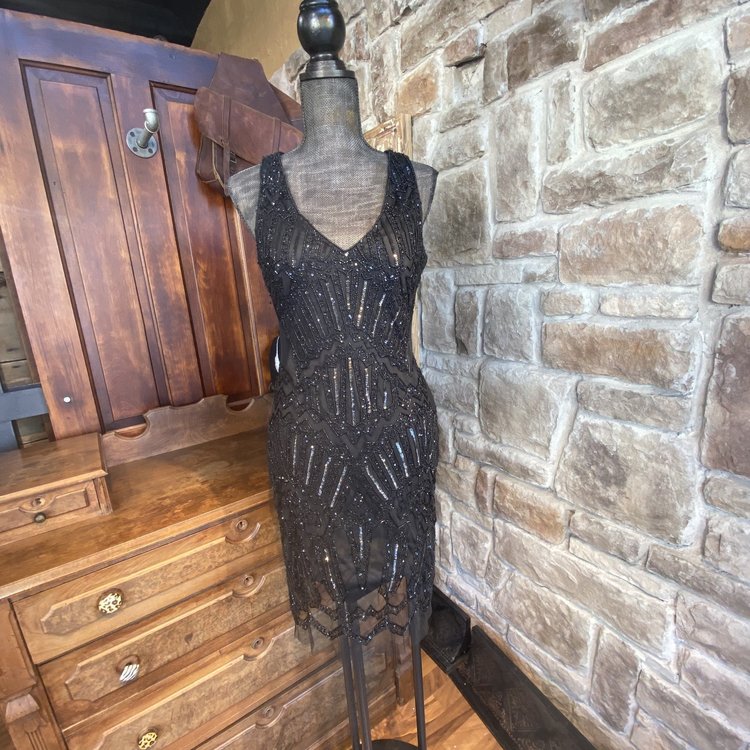 Adrianna Papell Black Beaded and Sequined Sheath, Size 10