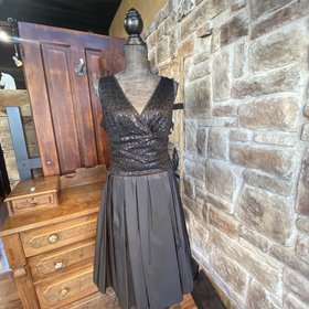 SL Fashions Black Teffeta Sequined Double V Party Dress, 8