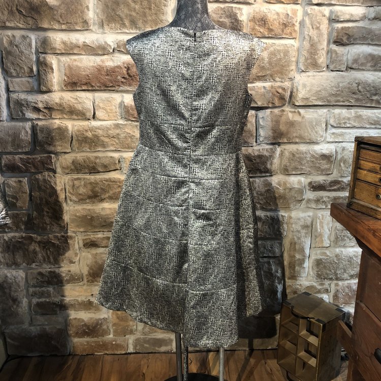 Anne Klein Metallic Knee Length Cocktail Dress, Size 14