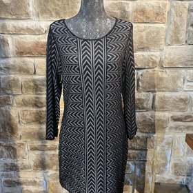Calvin Klein Black & White Chevron Sweater Dress, Size XL
