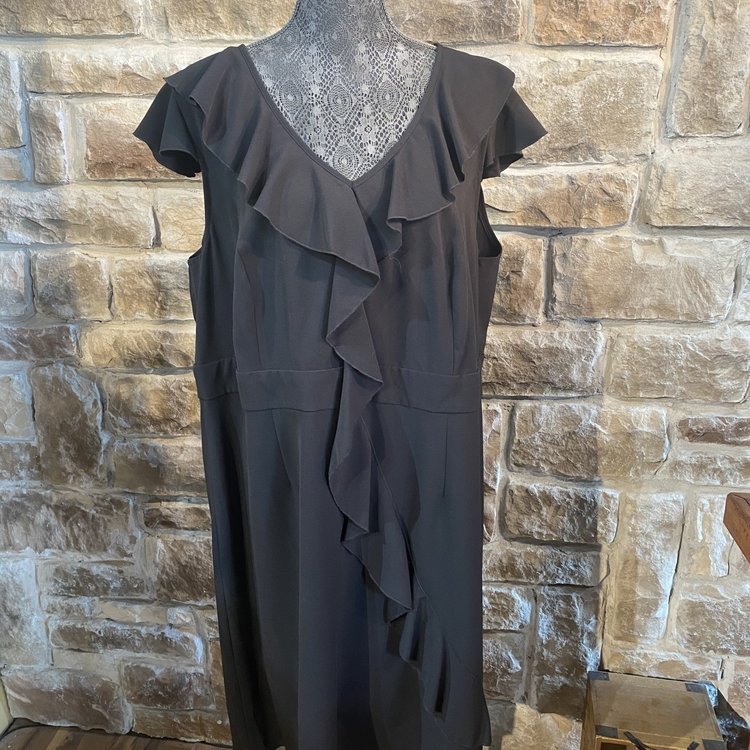 Spense Black Ruffled Sheath, Size 22W