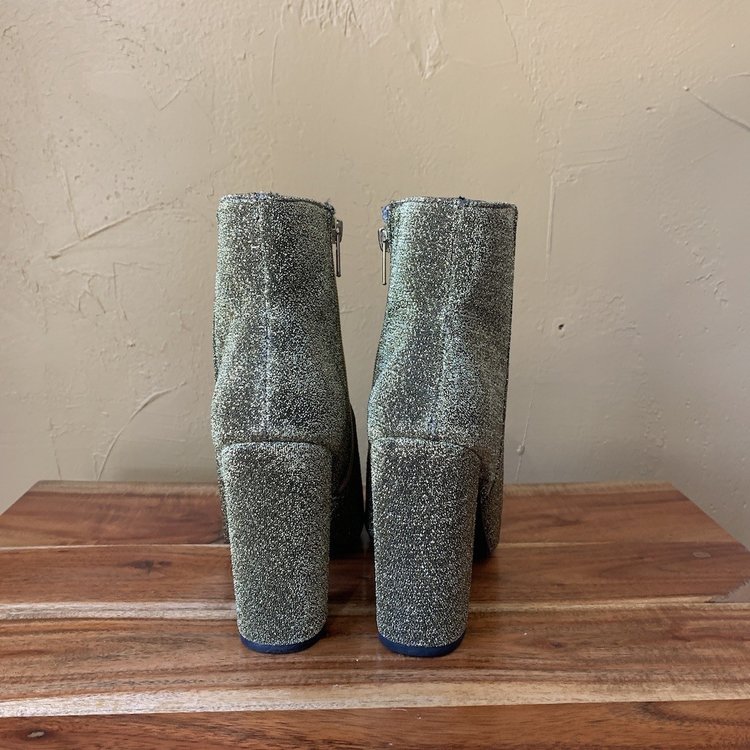 Steve Madden Gold Opened Toe Bootie, Size 7.5