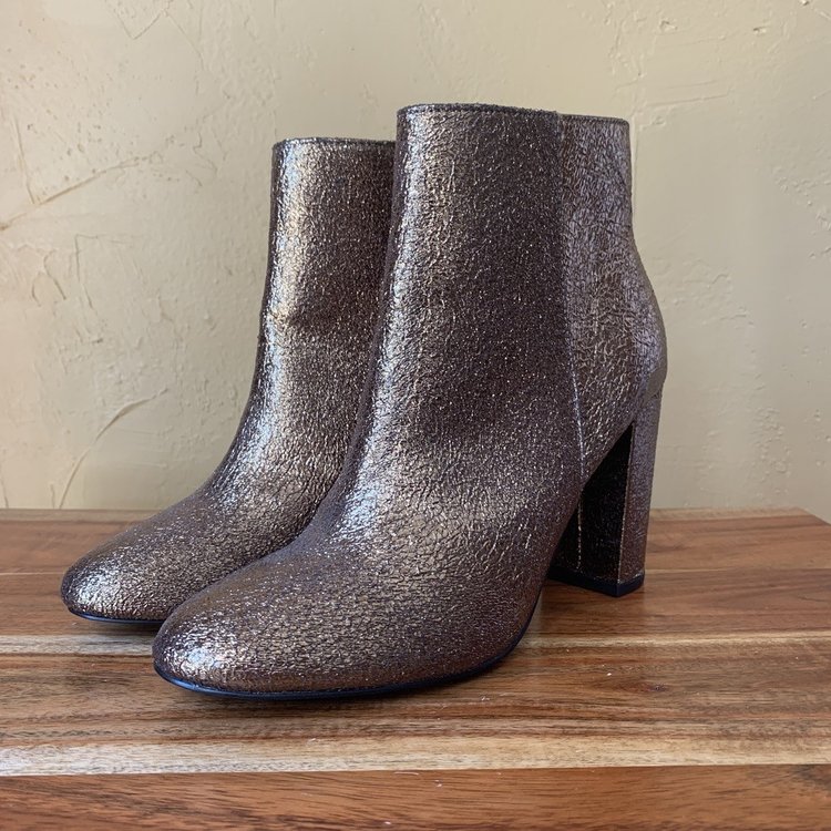 Kensie Bronze Sparkle Ankle Boot, Size 7