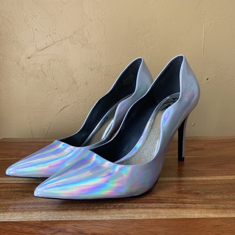 Holographic Pointed Toe Heel, Size 9