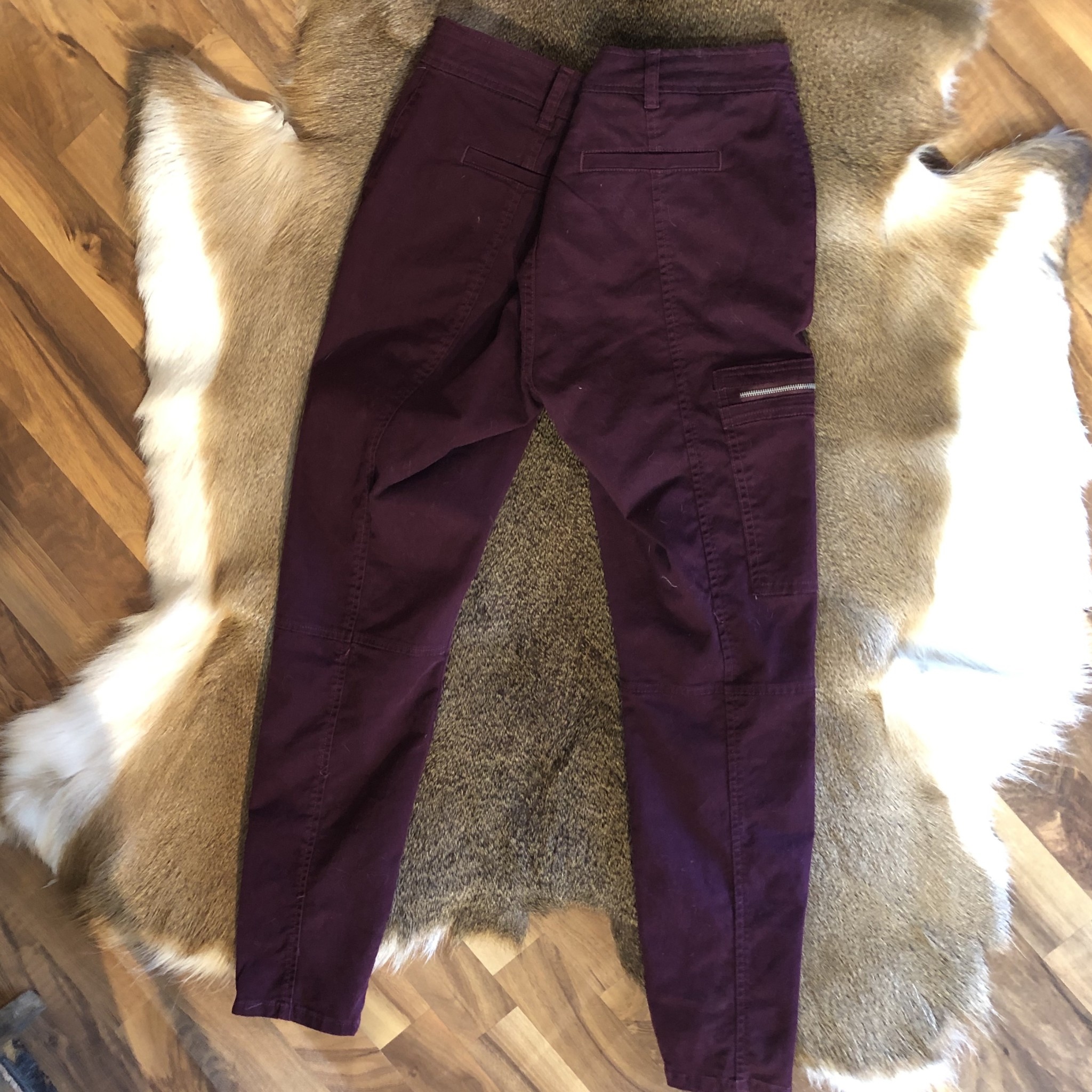 Maroon Skinny Fit Cargo Jeans - Elements Unleashed