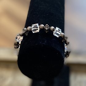 Simple Grey and Clear Jewel Bracelet