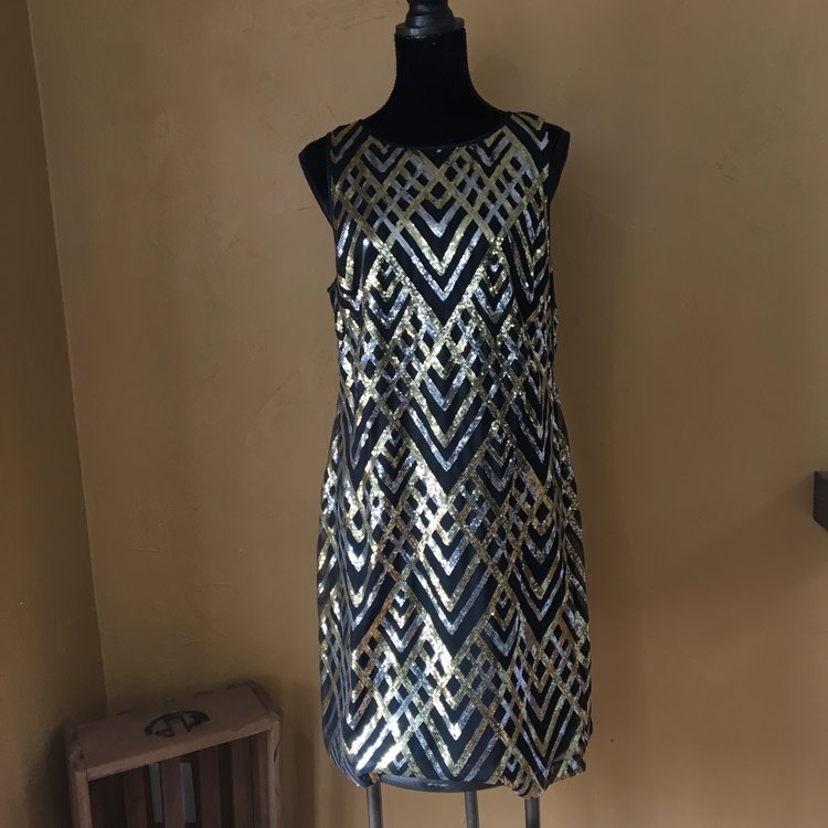 Jessica Howard Black and Gold Chevron Sequined Sleeveless Dress, Size XL