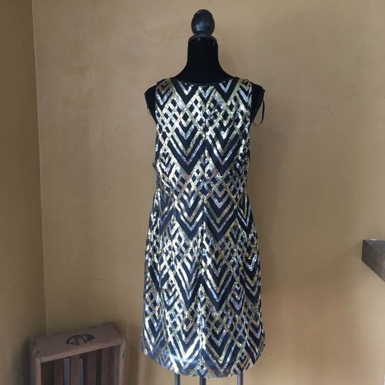 Jessica Howard Black and Gold Chevron Sequined Sleeveless Dress, Size XL