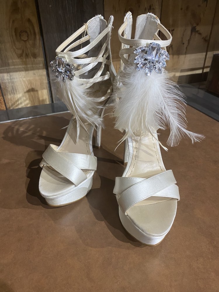 Ivory Heels with Feathers, Size 9