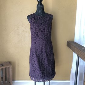 BB Dakota Purple Lace Sheath, Size 20