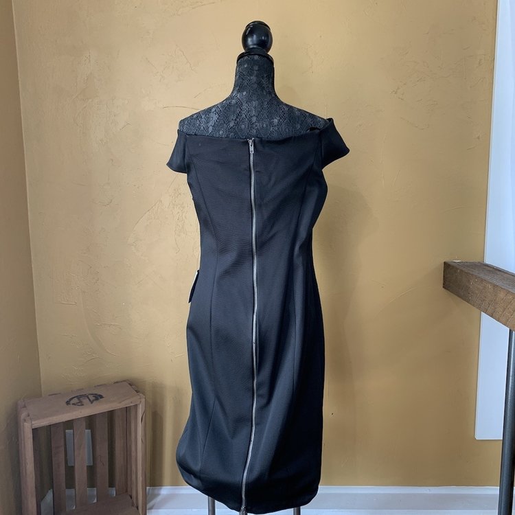 Adrianna Papell Black Full Zipper Back Cocktail Dress, Size 16