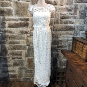 Adrianna Papell Ivory Lace Evening Gown, Size 8