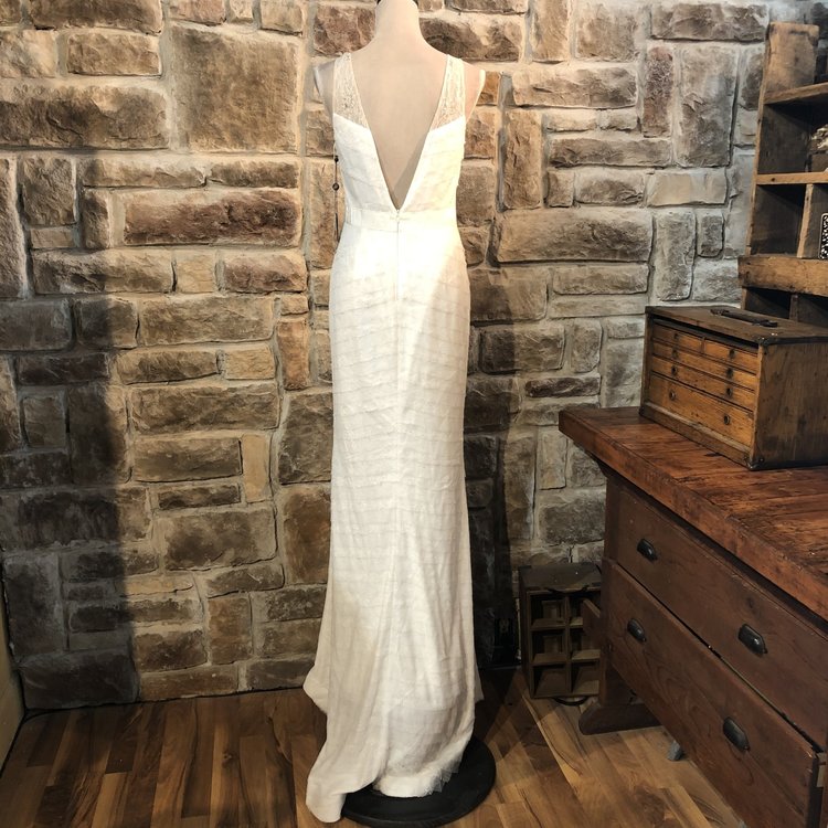 Adrianna Papell White Lace Gown, Size 10