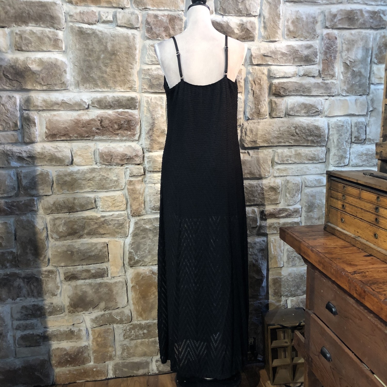 Black Chevon Maxi Dress, Size M - Elements Unleashed Black Chevon Maxi Dress, Size M - Elements Unleashed