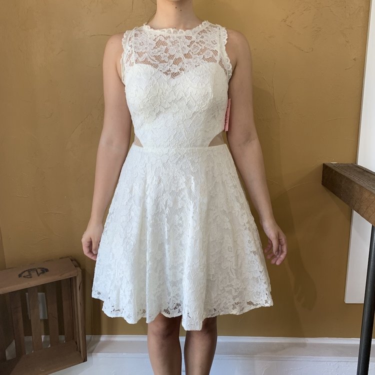 Xscape Cream Lace Dress, Size 8