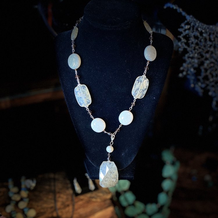 Stone Necklace with Removable Pendent