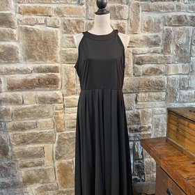Black Sleeveless Hi-Low Dress, Size XXL