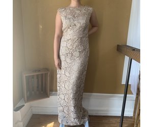 chinese dress ladies Shaleed Maxi Dress in Leafy Flock Dark Taupe , Bodycon