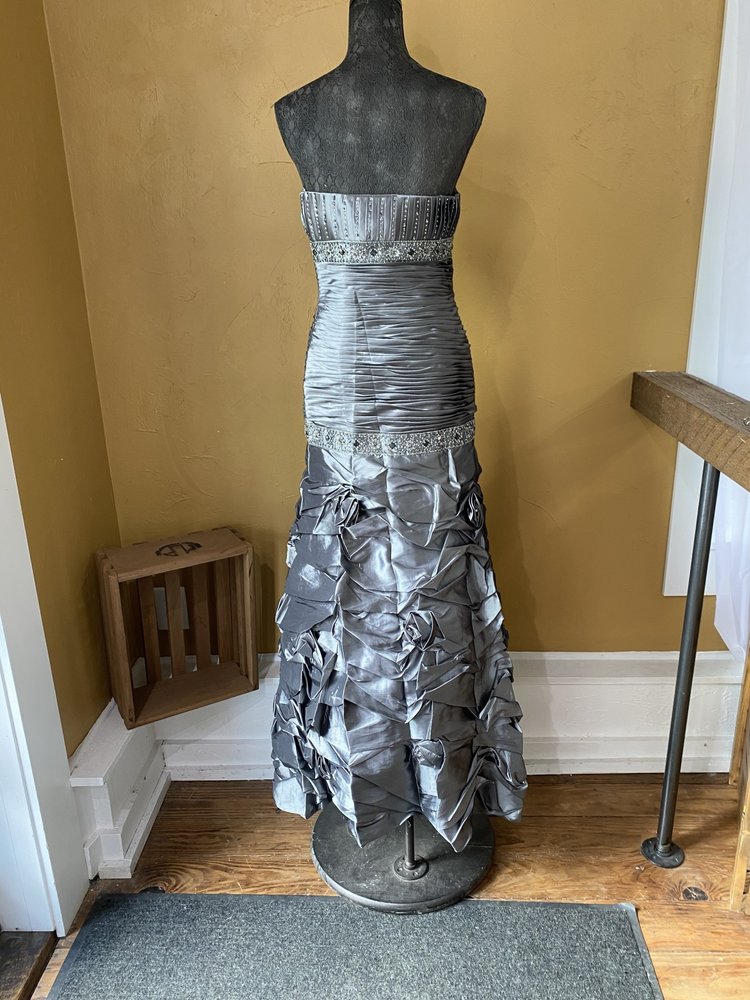 Royal Queen Silver Strapless Taffeta Gown with Cover Up, Size 8