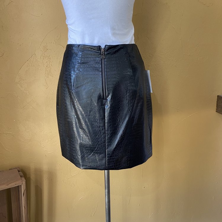 Guess Black Faux Leather Skirt, Size 6