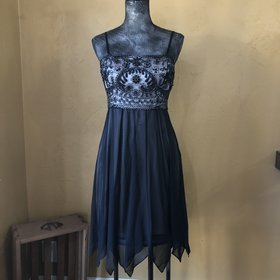 Sue Wong Black Cocktail Dress Beaded Bodice with Tool Skirt