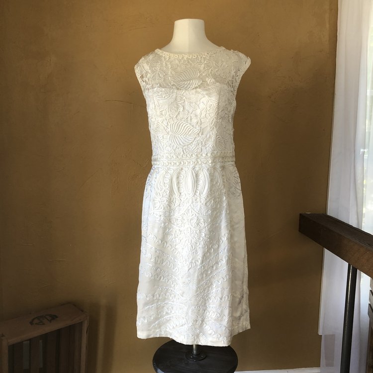 Sue Wong White Embroidered Lace Dress, Size 12