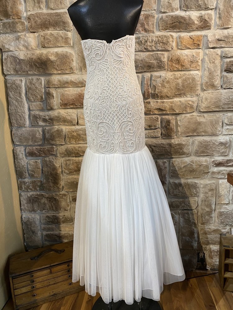 Adrianna Papell White Pearl Mermaid Gown, Size 4