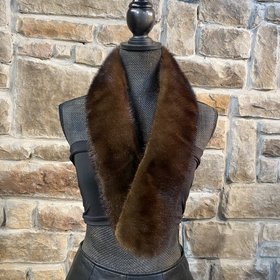 Dark Ranch Mink Collar, 41 inch